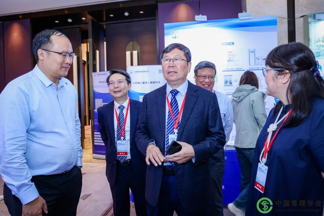 必赢国际bwi437亮相中国毒理学会第九次全国青年科技大会并在现场分享报告！(图5)